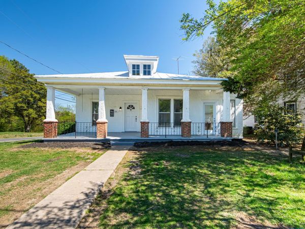 125 SOUTH ST , Louisa, VA 23093