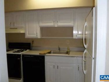 2422 BARRACKS PL , Unit 4, Charlottesville, VA 22901