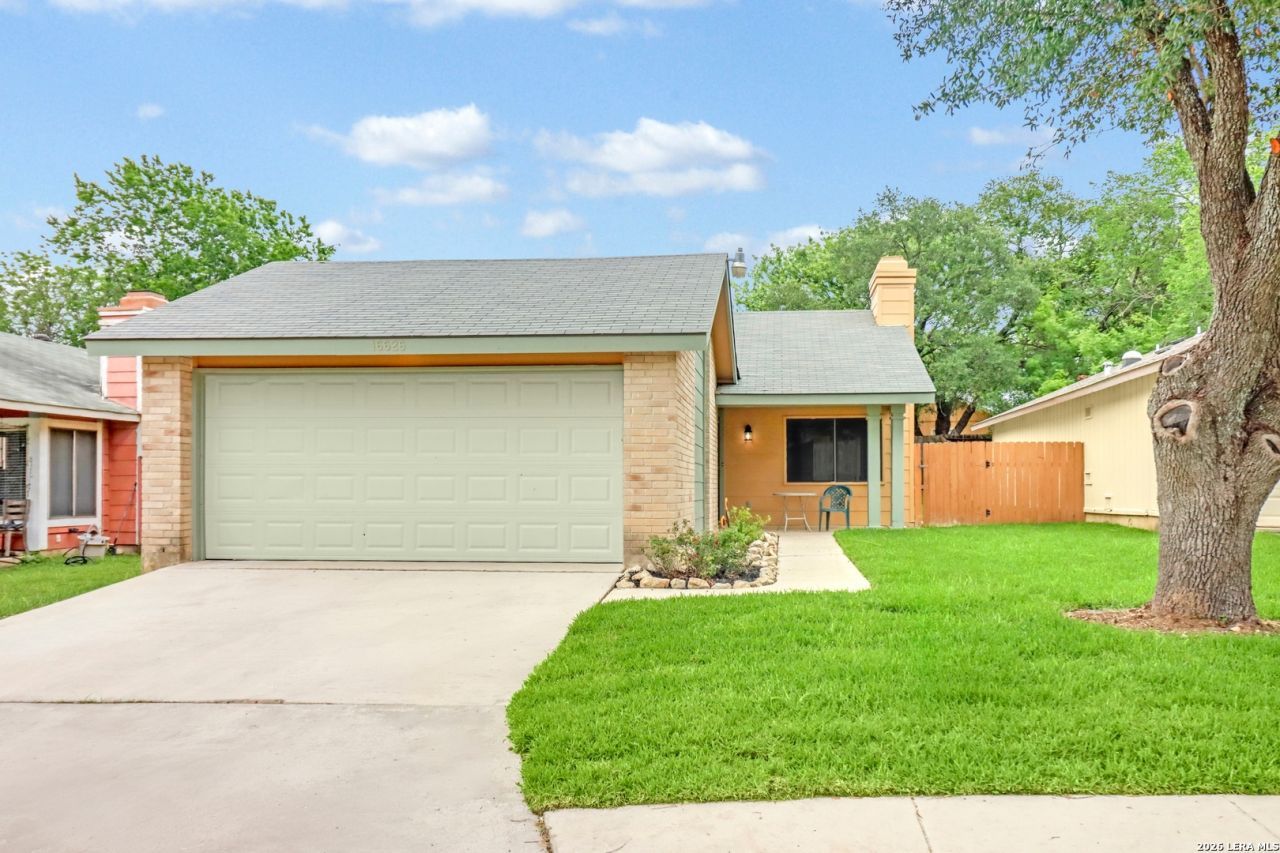 16626 Saltgrass St, San Antonio, TX 78247 Main Photo