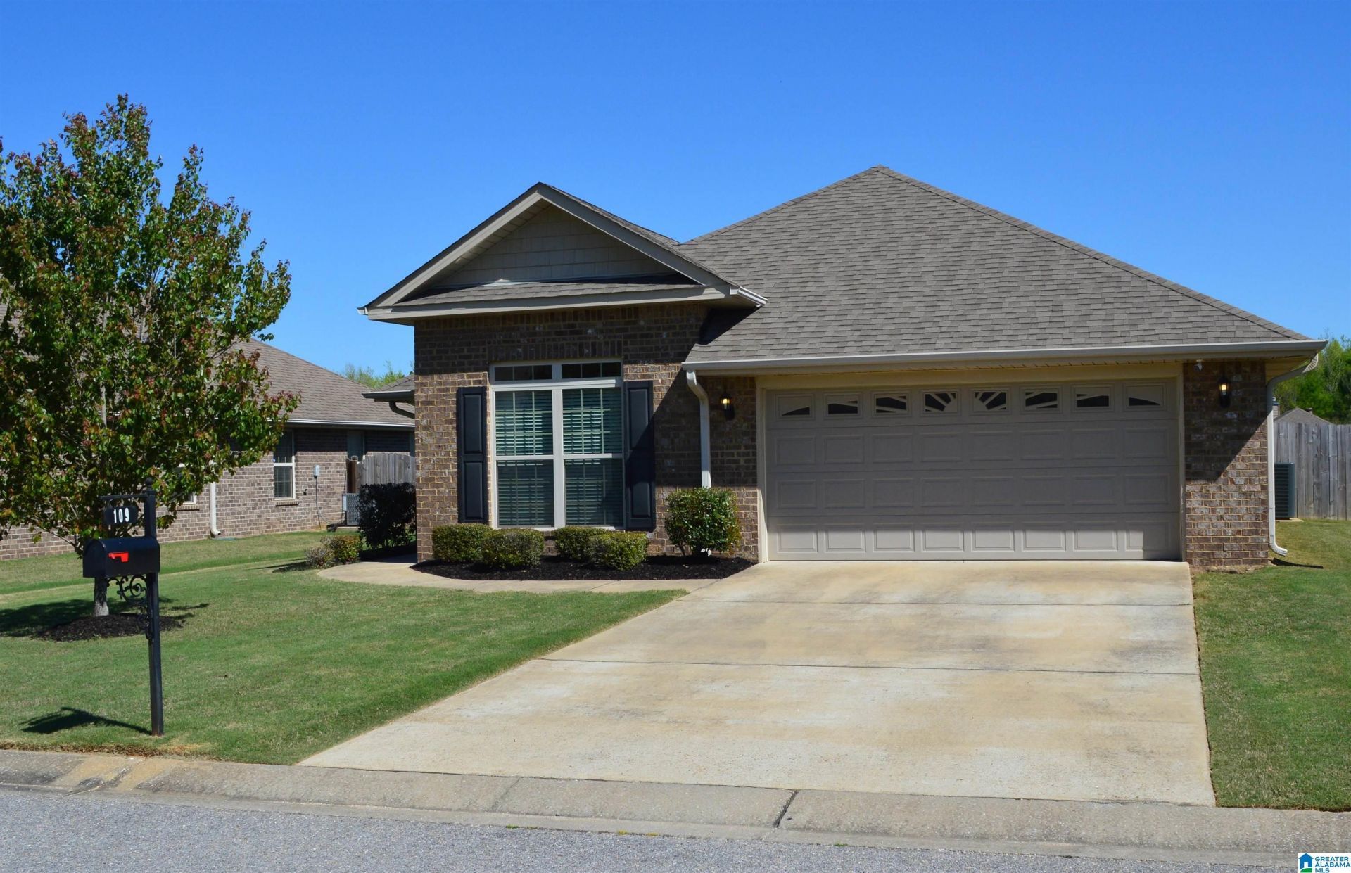 109 Grasonville Road, Alabaster, AL 35007 Main Photo