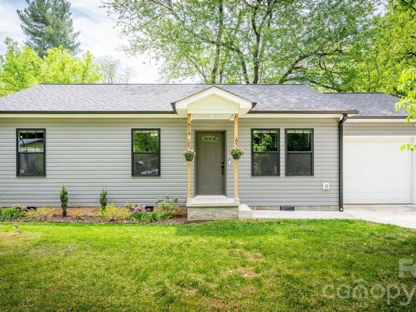 614 E Front Street , Statesville, NC 28677