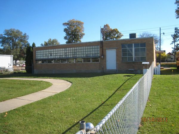 1720 S Park Road, Benton Harbor, MI 49022