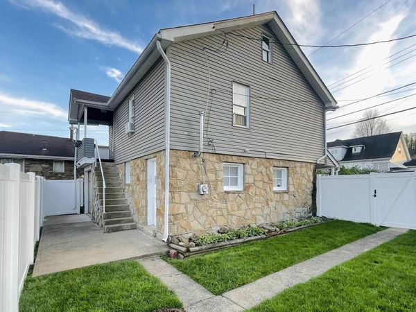 603 1/2 Pike Street, Barrackville, WV 26559