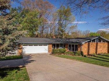 322 ERICKSON AVE, ROCKINGHAM, VA 22801