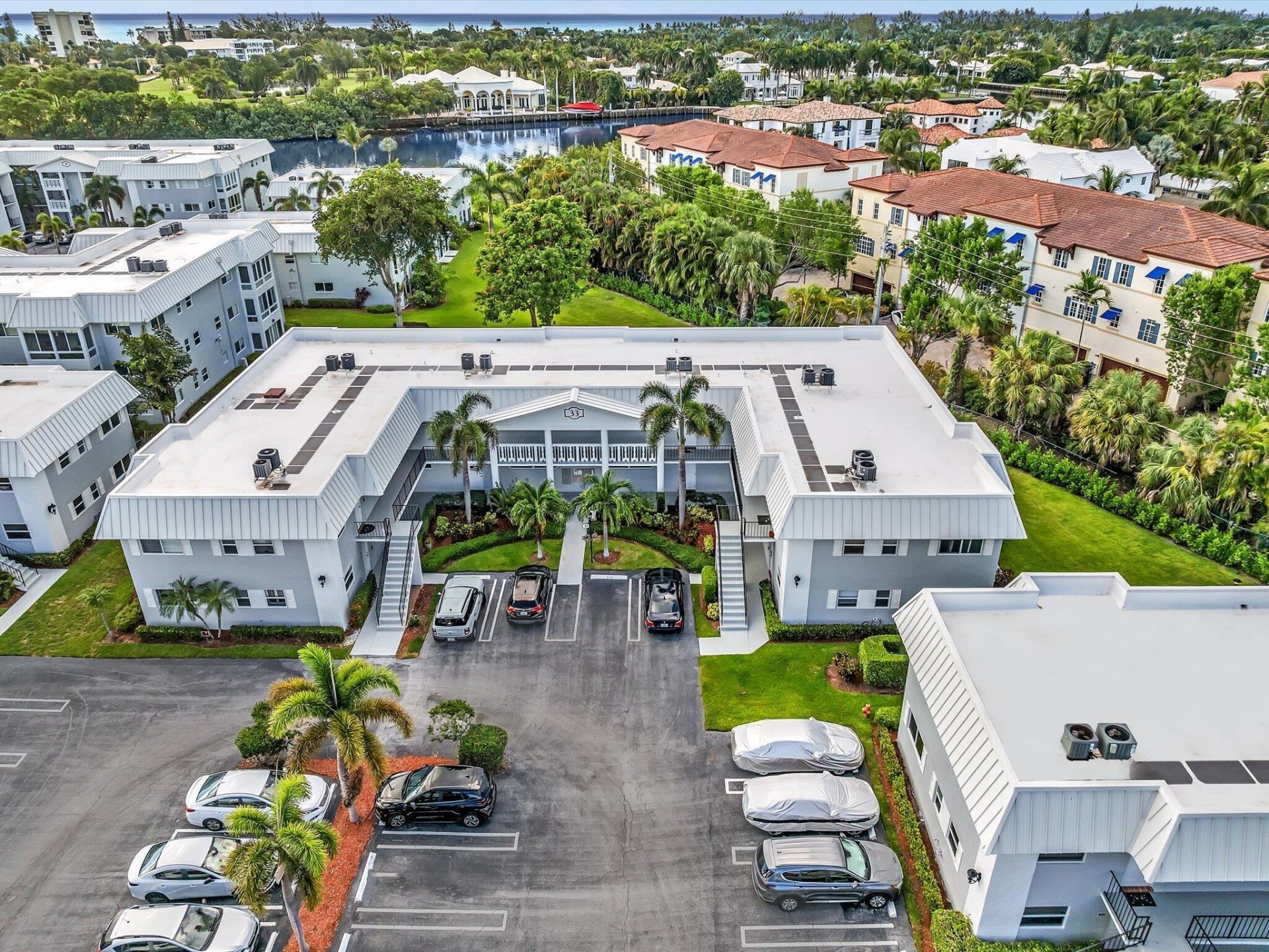 33 Colonial Club Drive, Unit 203, Boynton Beach, FL 33435 Photo