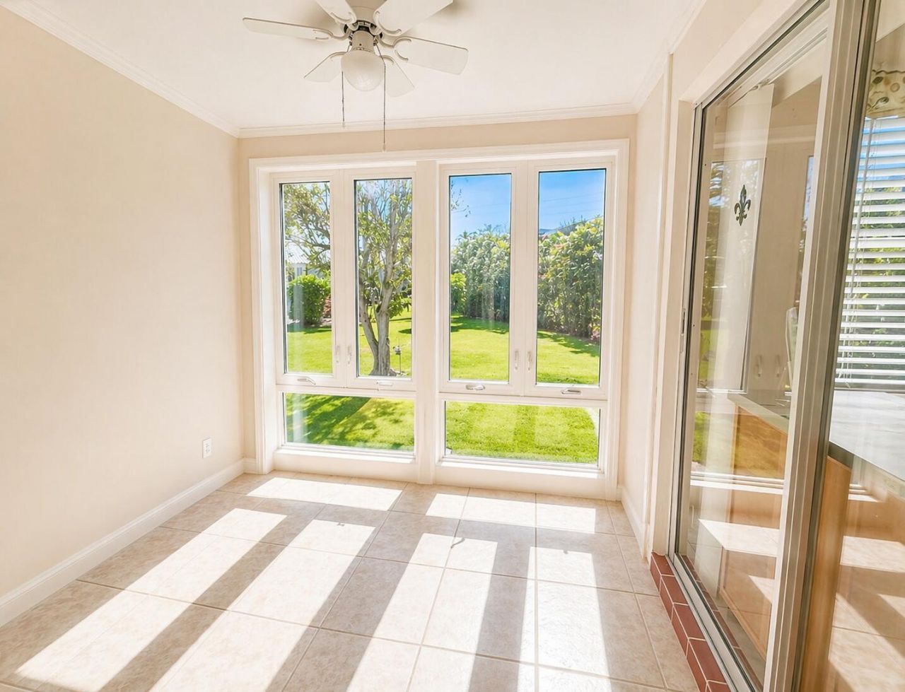 33 Colonial Club Drive, Unit 203, Boynton Beach, FL 33435 Photo