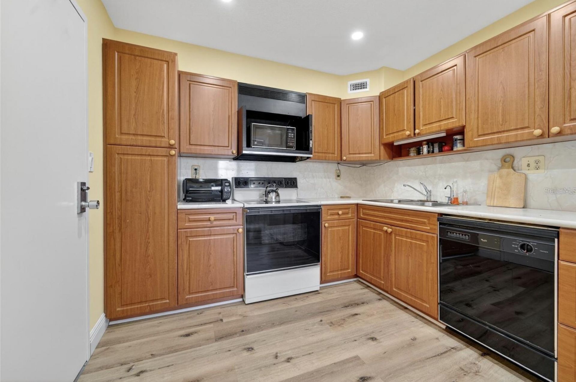 10777 W Sample Road, Unit 1212, Coral Springs, FL 33065 Photo