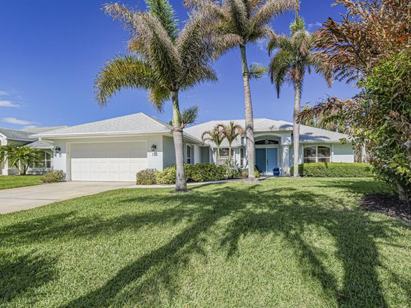 735 23rd Avenue, Vero Beach, FL 32962
