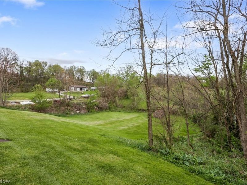 2000 Adamsville Road, Zanesville, OH 43701 Photo 46