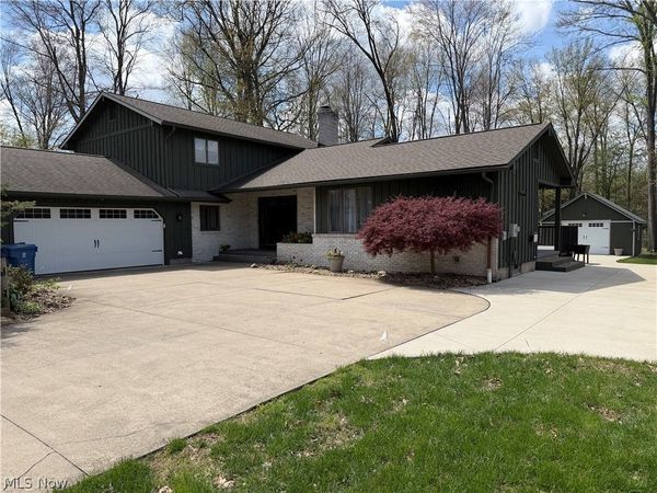 525 Sycamore Trail, Cortland, OH 44410