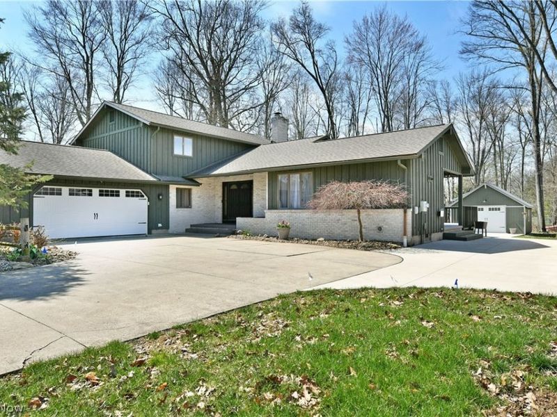 525 Sycamore Trail, Cortland, OH 44410 Photo 1