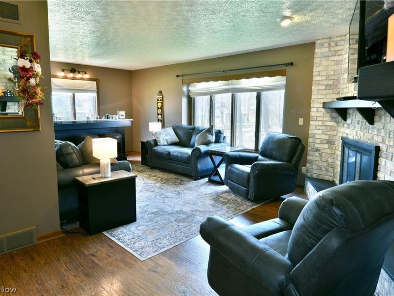 525 Sycamore Trail, Cortland, OH 44410 Photo 13