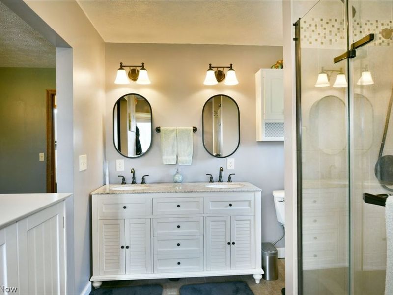 525 Sycamore Trail, Cortland, OH 44410 Photo 37