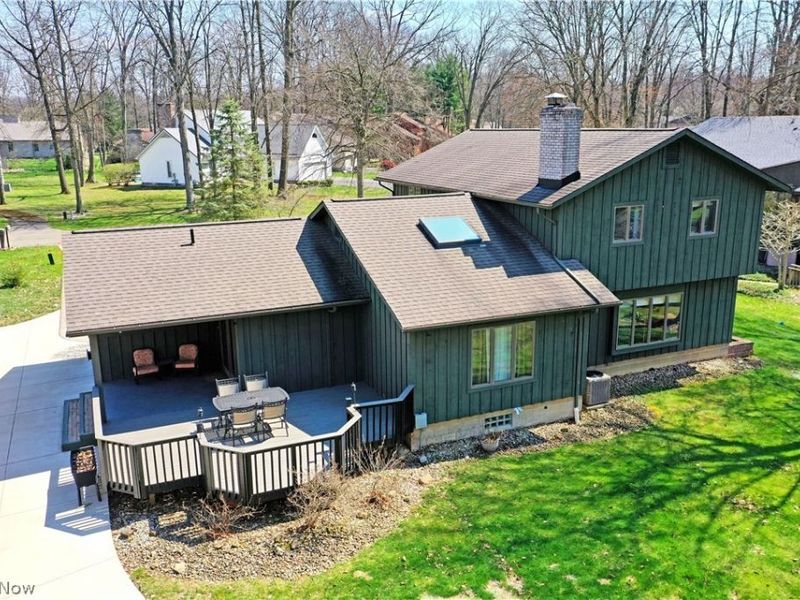 525 Sycamore Trail, Cortland, OH 44410 Photo 46