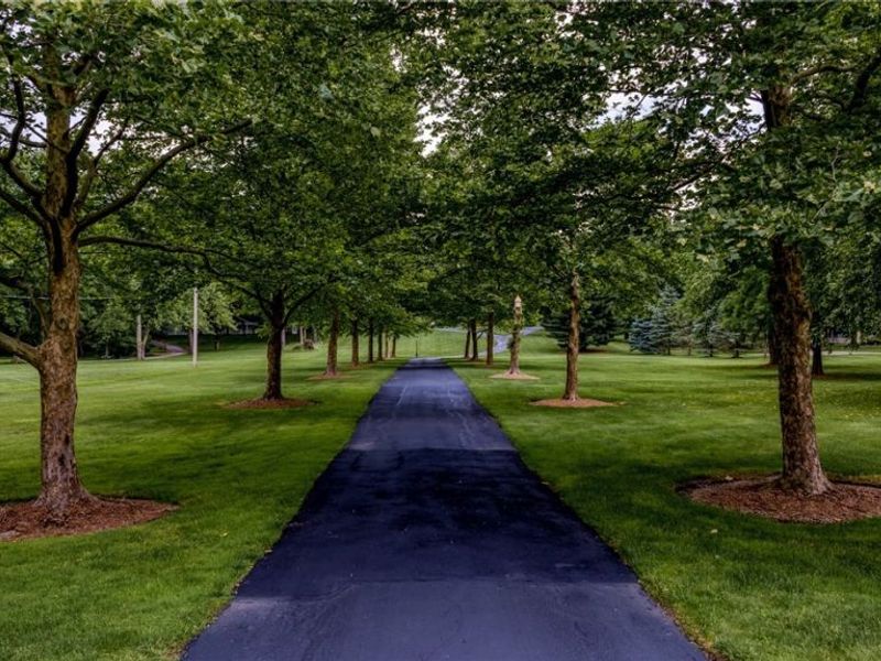 17221 Sagamore Road , Walton Hills, OH 44146 Photo 2