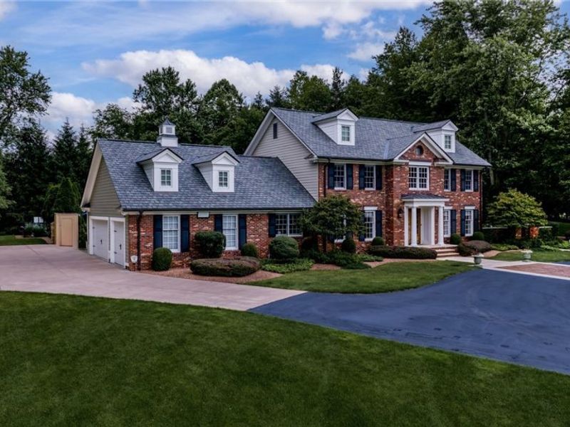 17221 Sagamore Road , Walton Hills, OH 44146 Photo 5