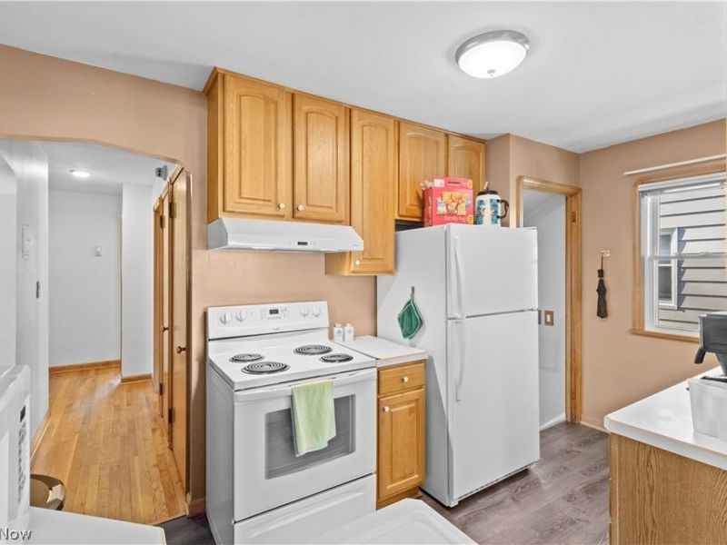 6394 Westminster Drive , Parma, OH 44129 Photo 10