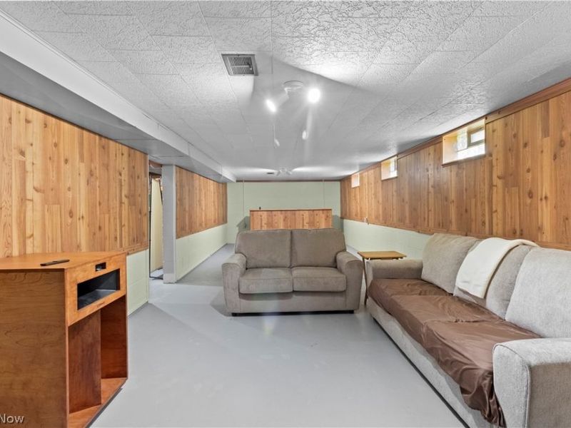 6394 Westminster Drive , Parma, OH 44129 Photo 18