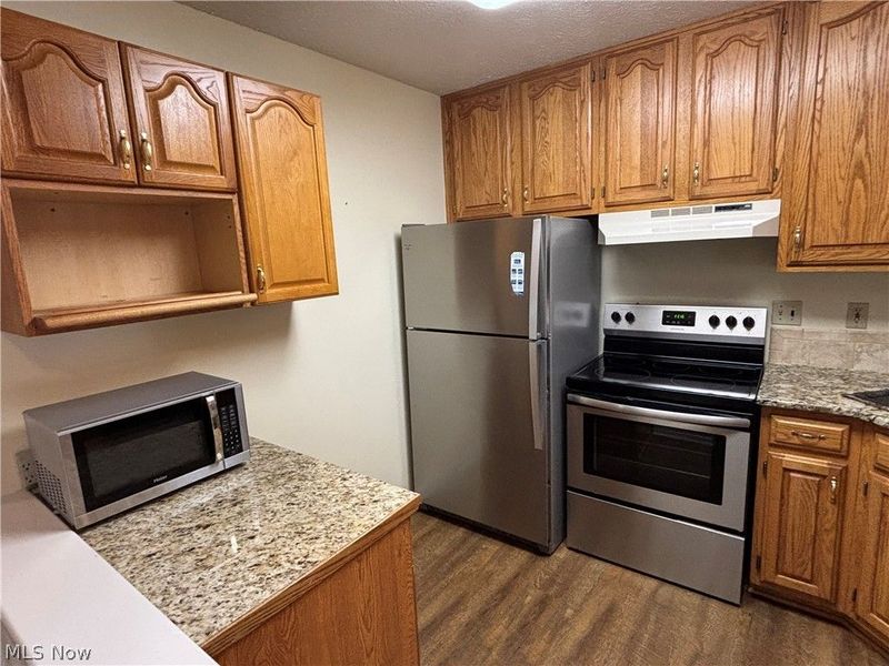 2898 Heatherwood Court , Stow, OH 44224 Photo 10