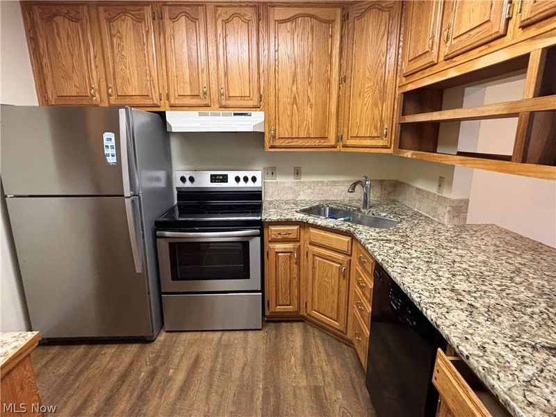 2898 Heatherwood Court , Stow, OH 44224 Photo 9