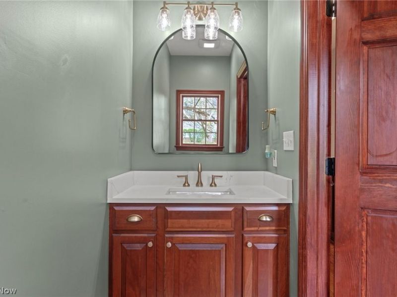 834 Eaton Park Lane, Akron, OH 44303 Photo 24