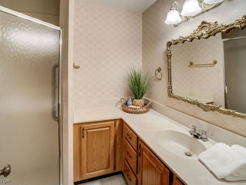 109 Mapleridge Road , Chagrin Falls, OH 44022 Photo 14