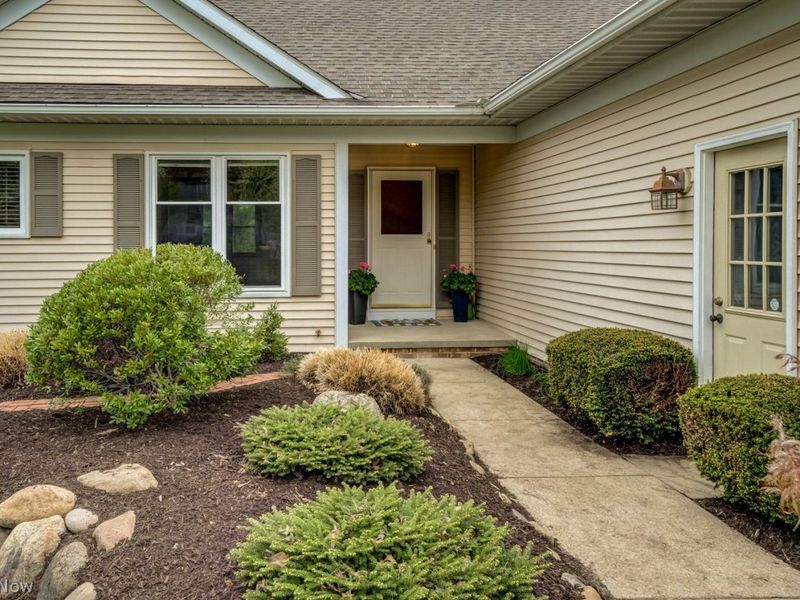 109 Mapleridge Road , Chagrin Falls, OH 44022 Photo 3