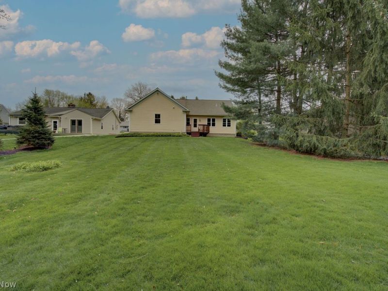 109 Mapleridge Road , Chagrin Falls, OH 44022 Photo 5