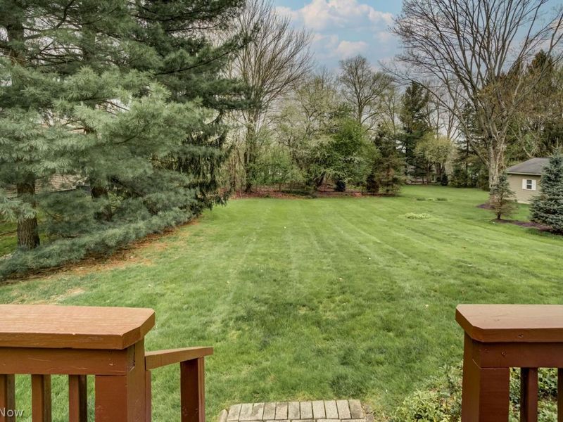 109 Mapleridge Road , Chagrin Falls, OH 44022 Photo 6