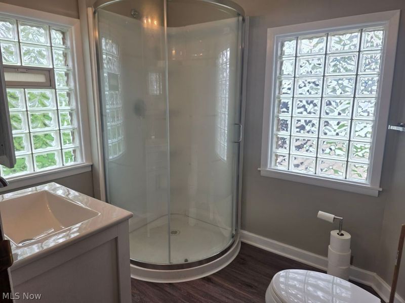 3710 Burger Avenue , Cleveland, OH 44109 Photo 16