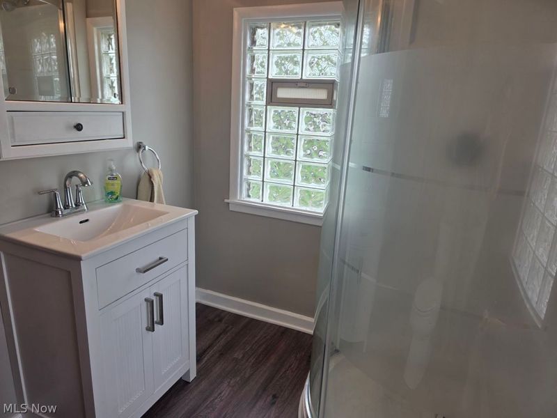 3710 Burger Avenue , Cleveland, OH 44109 Photo 17