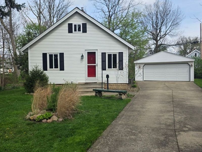 3710 Burger Avenue , Cleveland, OH 44109 Photo 2