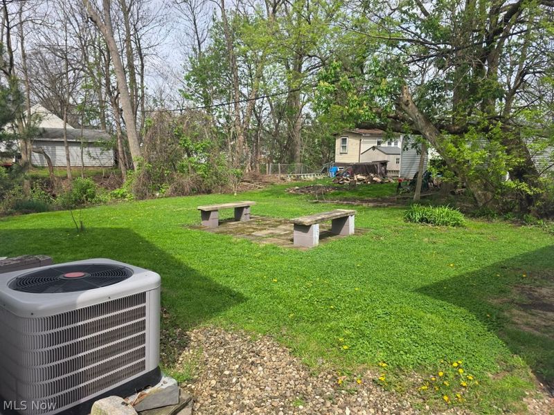 3710 Burger Avenue , Cleveland, OH 44109 Photo 24