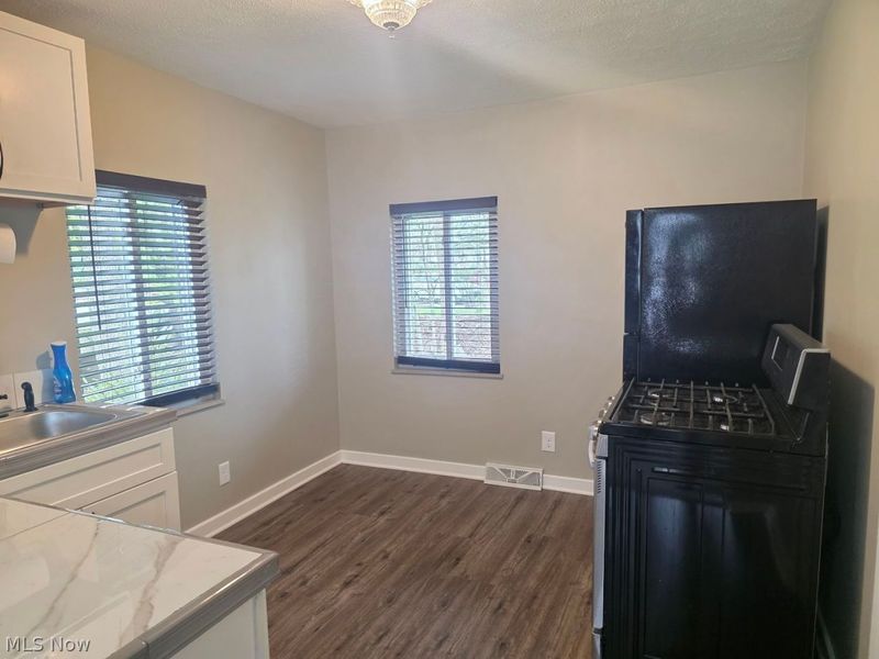 3710 Burger Avenue , Cleveland, OH 44109 Photo 4