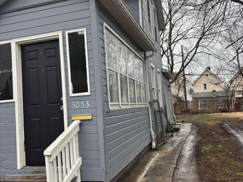 3053 W 105th Street W, Cleveland, OH 44111 Photo 2