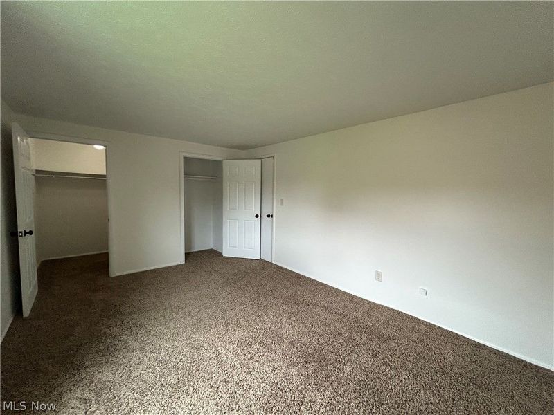 26634 Lake Of The Falls Boulevard, Olmsted Falls, OH 44138 Photo 17