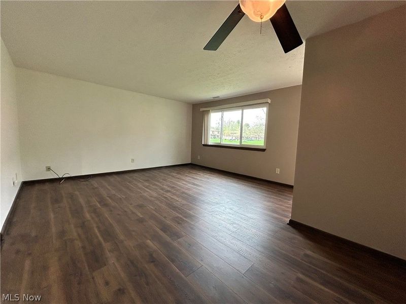 26634 Lake Of The Falls Boulevard, Olmsted Falls, OH 44138 Photo 5