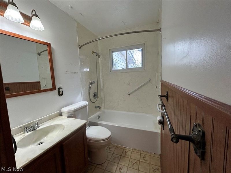 7365 Chennault Drive, North Ridgeville, OH 44039 Photo 12