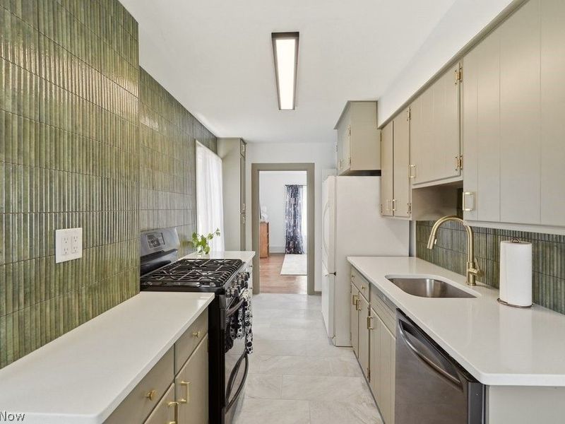 4343 River Street , Willoughby, OH 44094 Photo 9