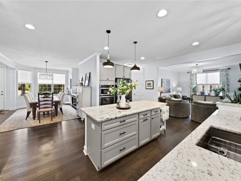 609 Burgess Circle , Aurora, OH 44202 Photo 10