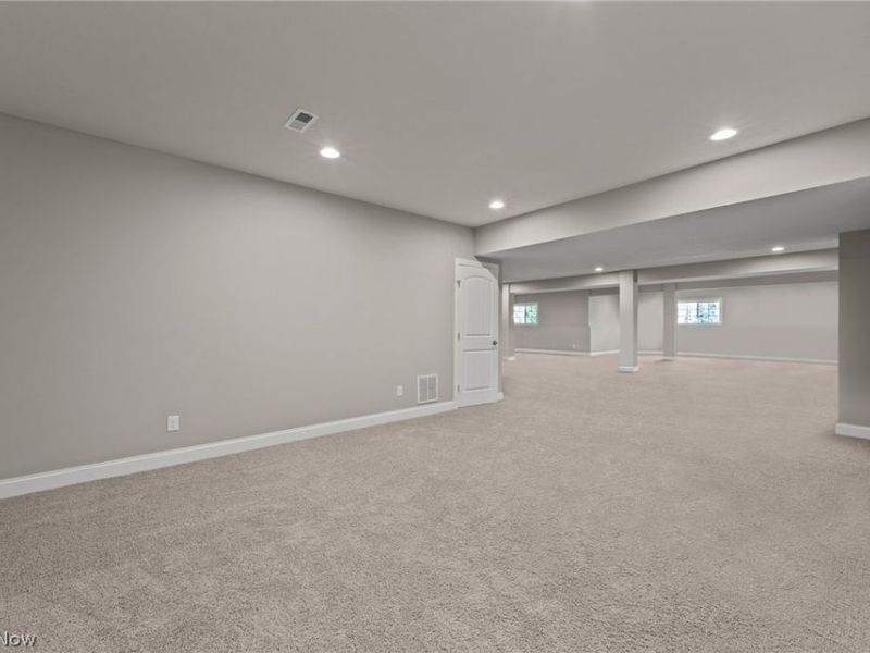 609 Burgess Circle , Aurora, OH 44202 Photo 37