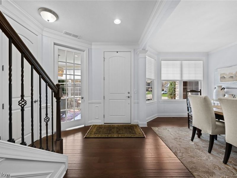 609 Burgess Circle , Aurora, OH 44202 Photo 4