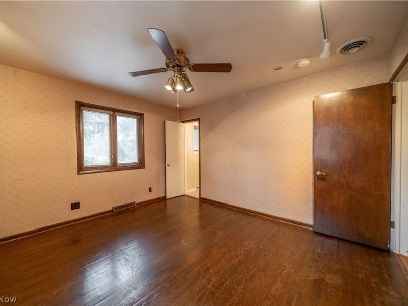 6864 Wilson Mills Road , Mayfield Village, OH 44040 Photo 25