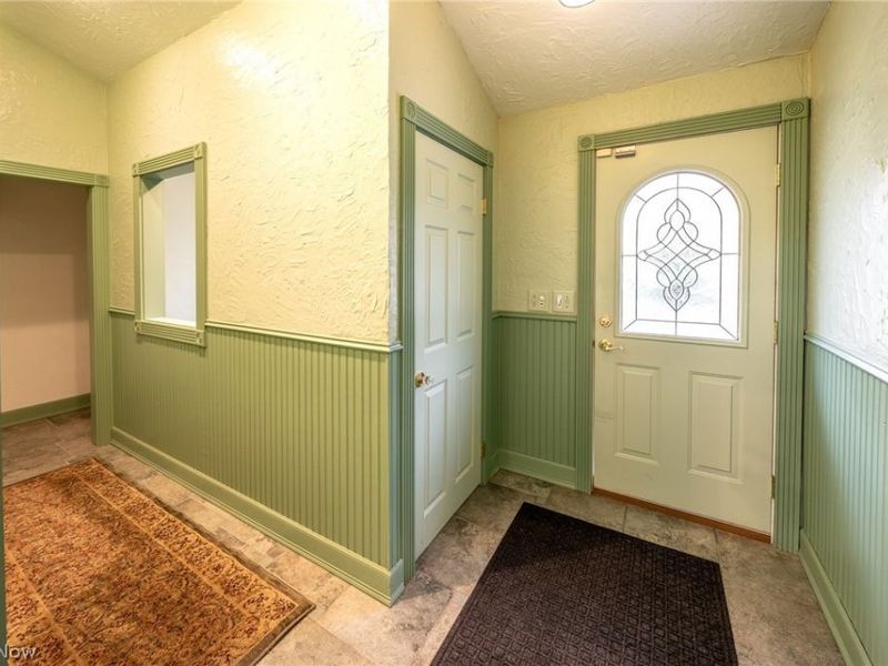 6864 Wilson Mills Road , Mayfield Village, OH 44040 Photo 3