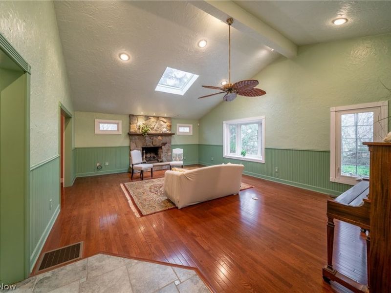 6864 Wilson Mills Road , Mayfield Village, OH 44040 Photo 4