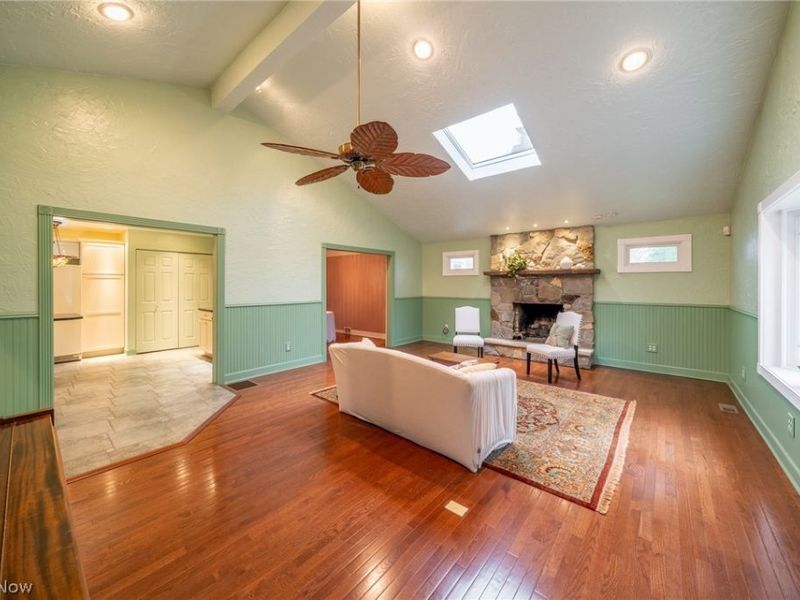 6864 Wilson Mills Road , Mayfield Village, OH 44040 Photo 8