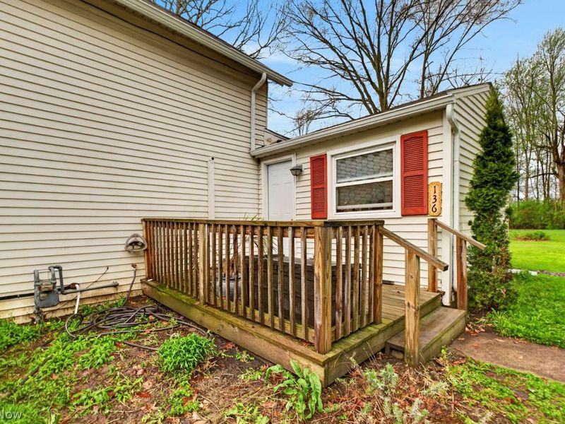 136 N Park Street , Oberlin, OH 44074 Photo 2