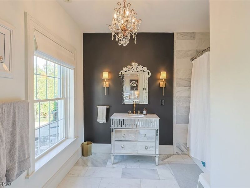 2557 North Park Boulevard , Cleveland Heights, OH 44106 Photo 33