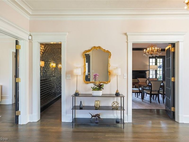 2557 North Park Boulevard , Cleveland Heights, OH 44106 Photo 4