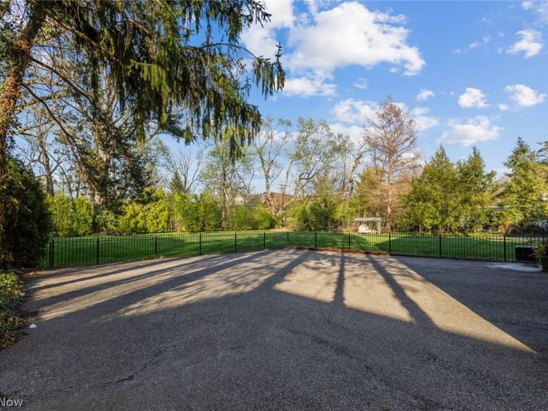 2557 North Park Boulevard , Cleveland Heights, OH 44106 Photo 43